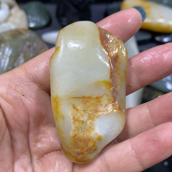 未镶嵌和田玉（糖玉）挂件