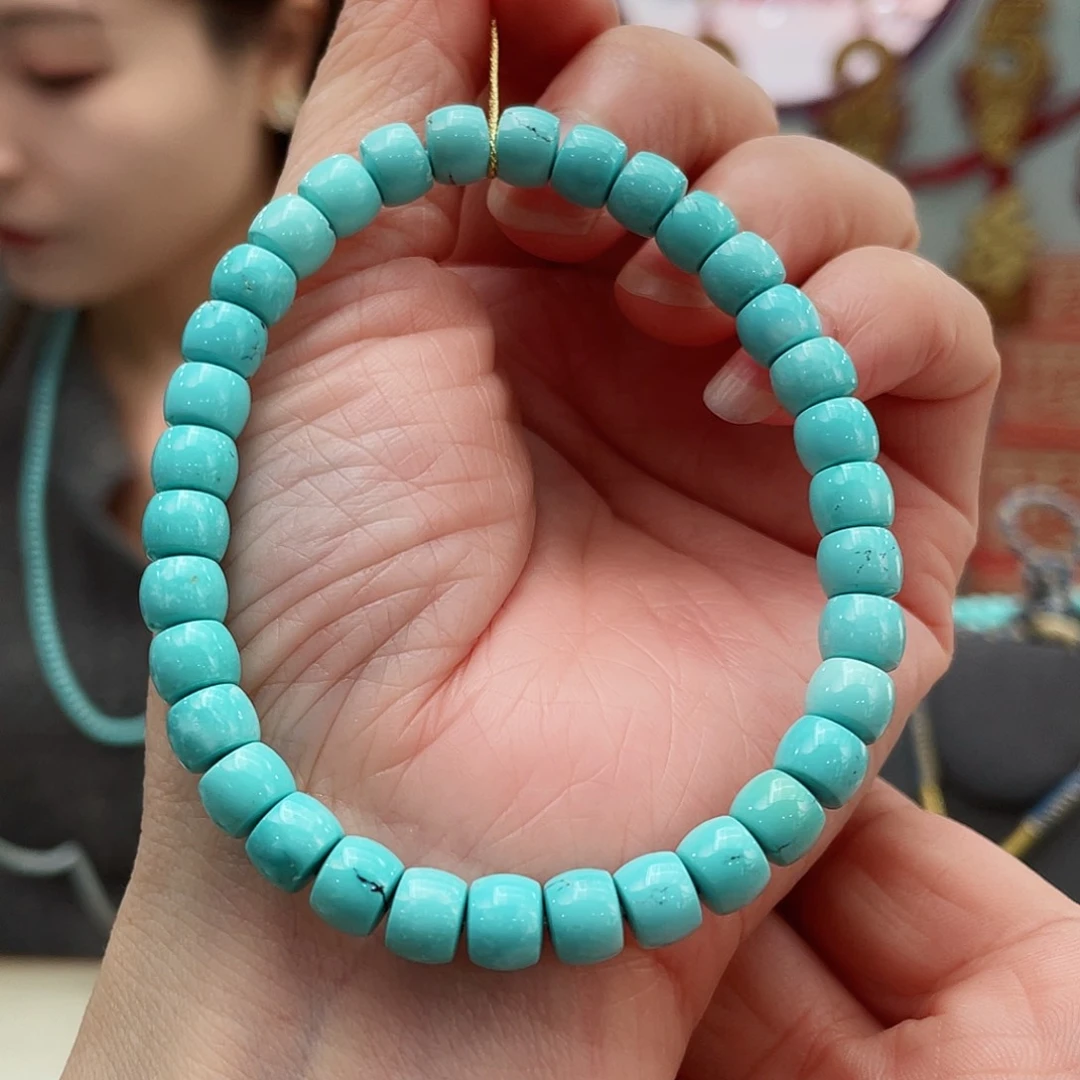 绿松石颈饰未镶嵌