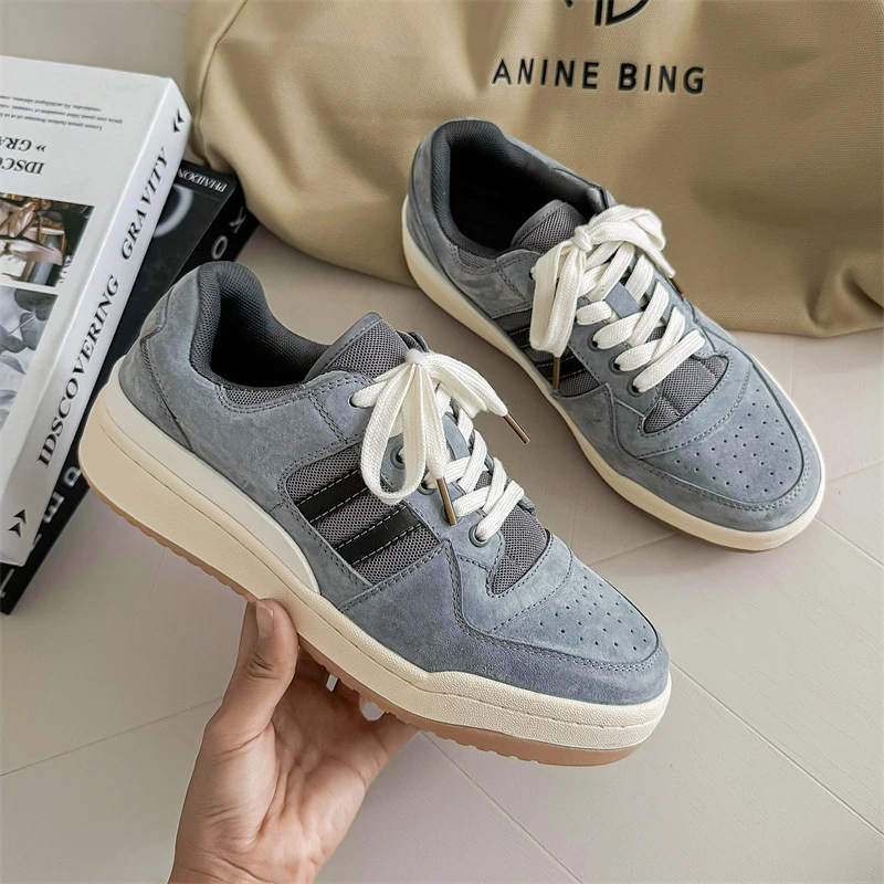 秋季新款透气潮流百搭低帮系带运动鞋休闲时尚小白鞋耐磨耐滑男鞋