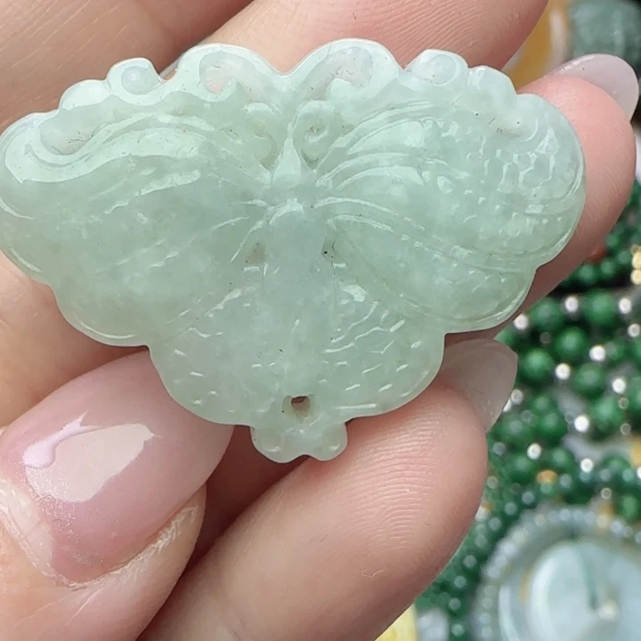 翡翠未镶嵌颈饰天然A货73