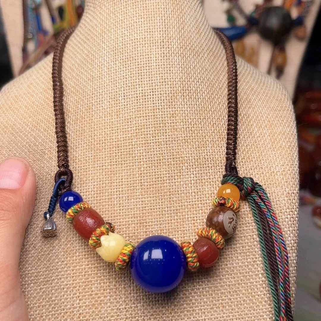 玛瑙/玉髓颈饰未镶嵌