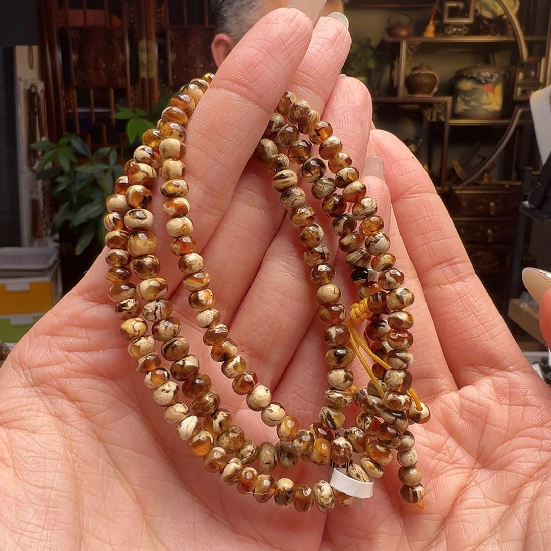 琥珀未镶嵌裸石抚顺琥珀20313五