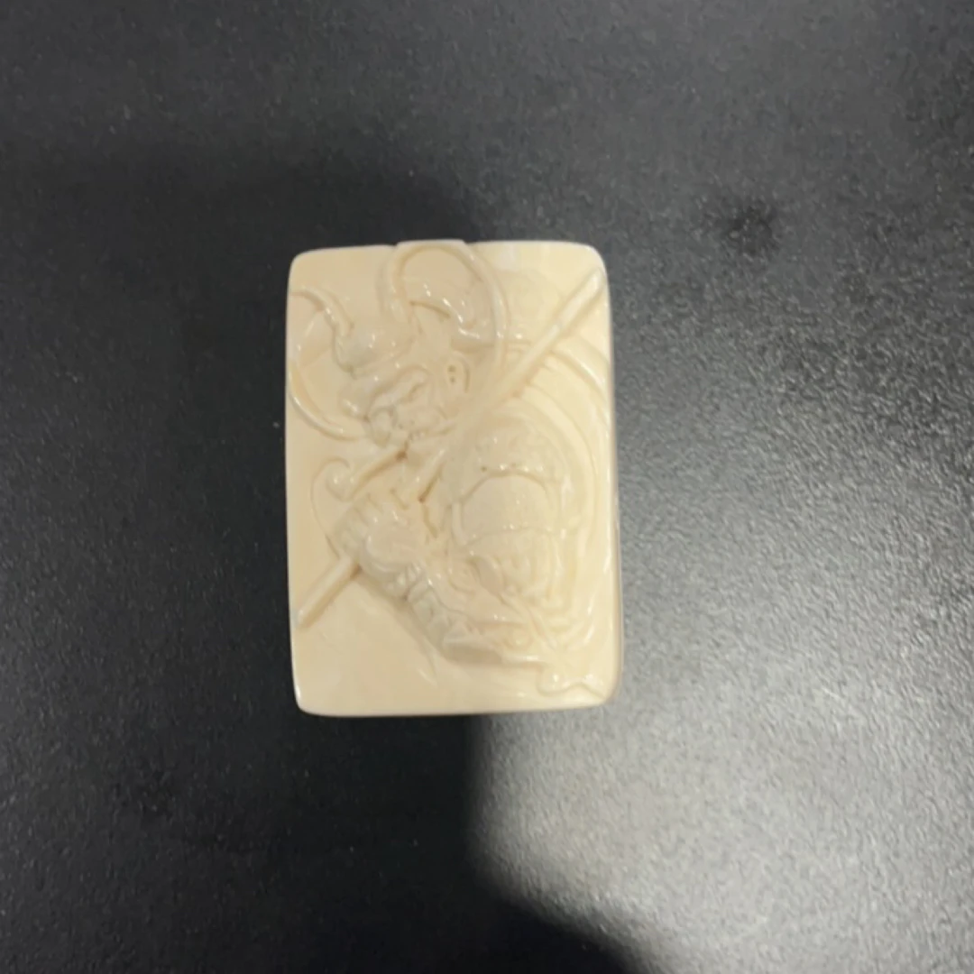 猛犸约46.5克雕刻件CZL1238