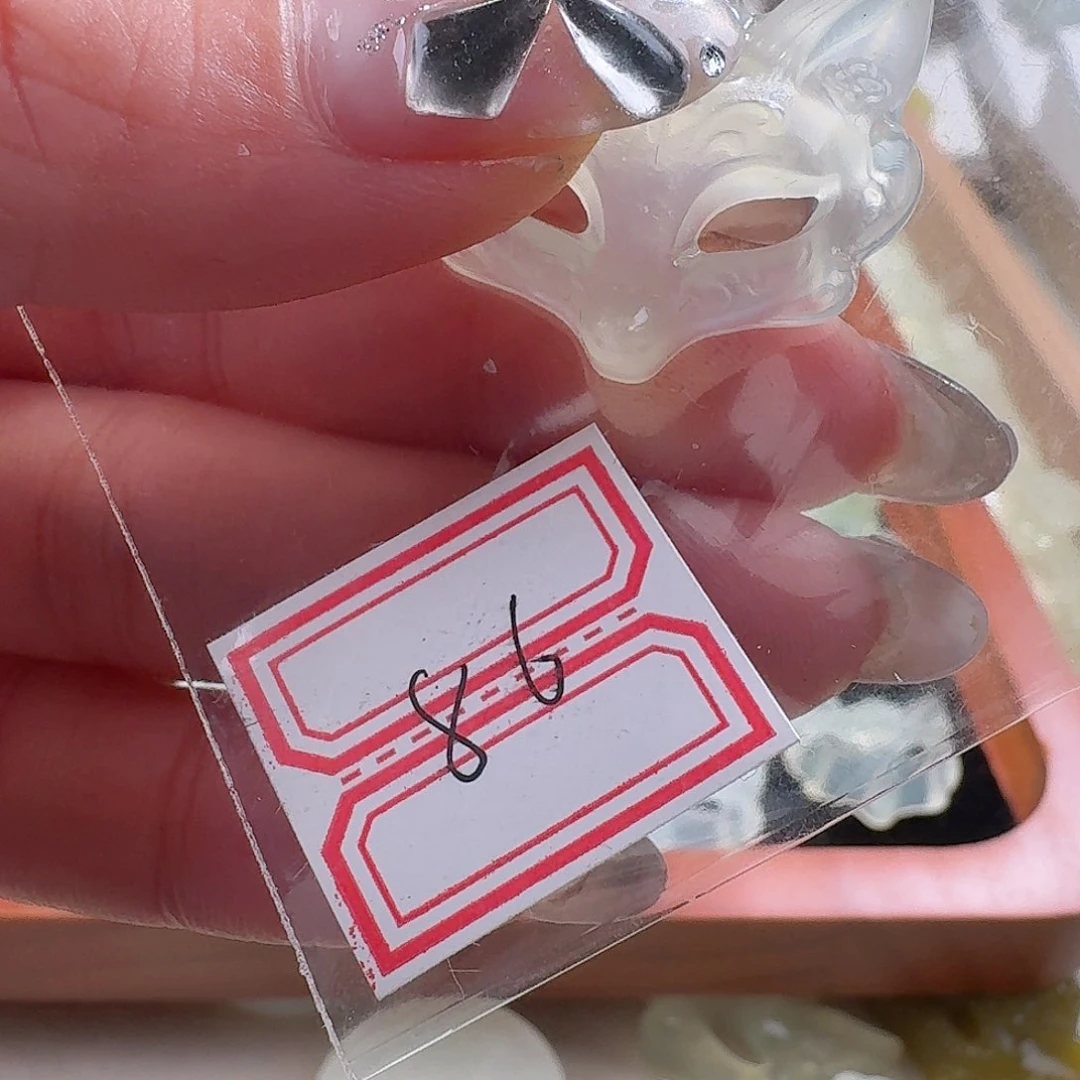 蛇纹石玉颈饰合金精美礼品