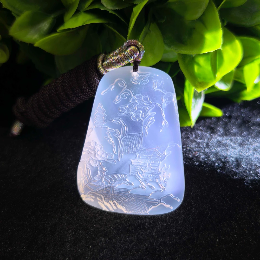 S1285九天玄灵寒冰玛瑙白山水牌吊坠-配绳-送礼佳品