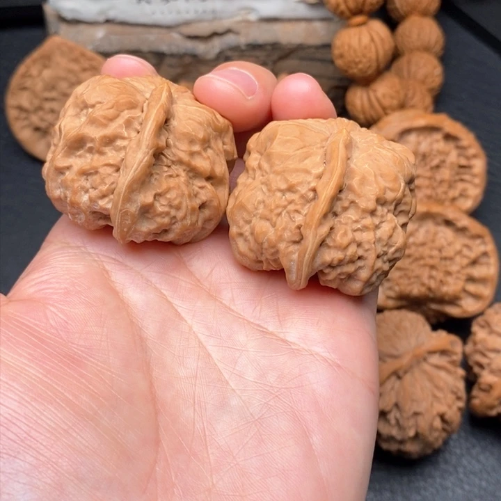 桃核把件尺寸37一帆