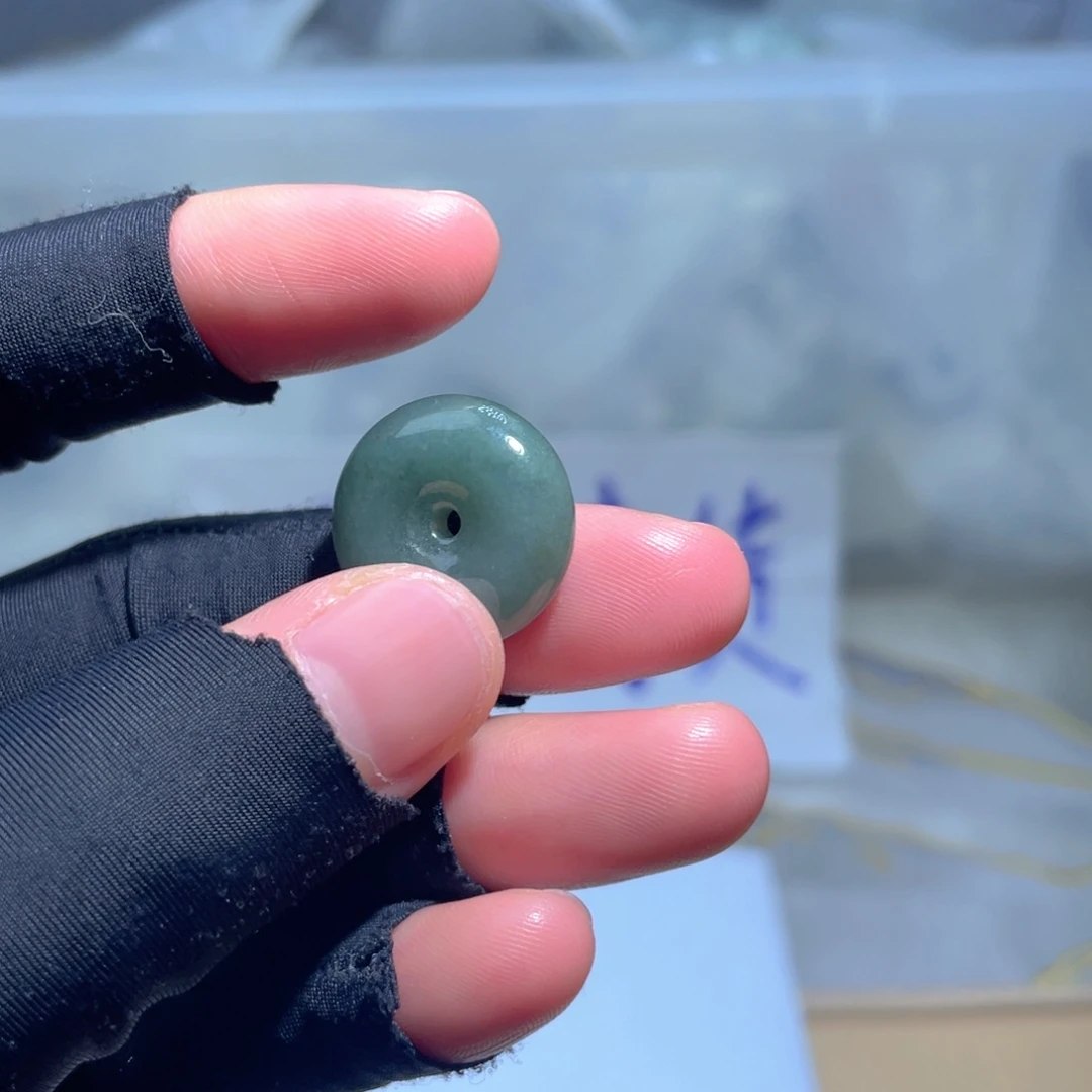 翡翠散珠清货不退货