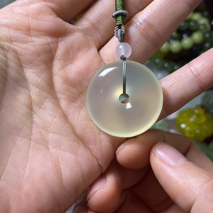 岫玉岫玉挂件未镶嵌池*。