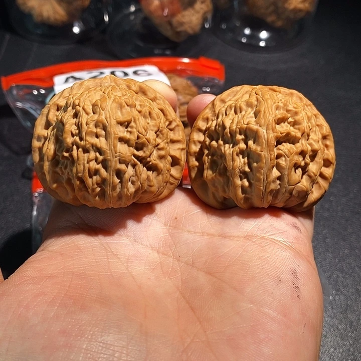 手串/手链核桃45 白狮子。