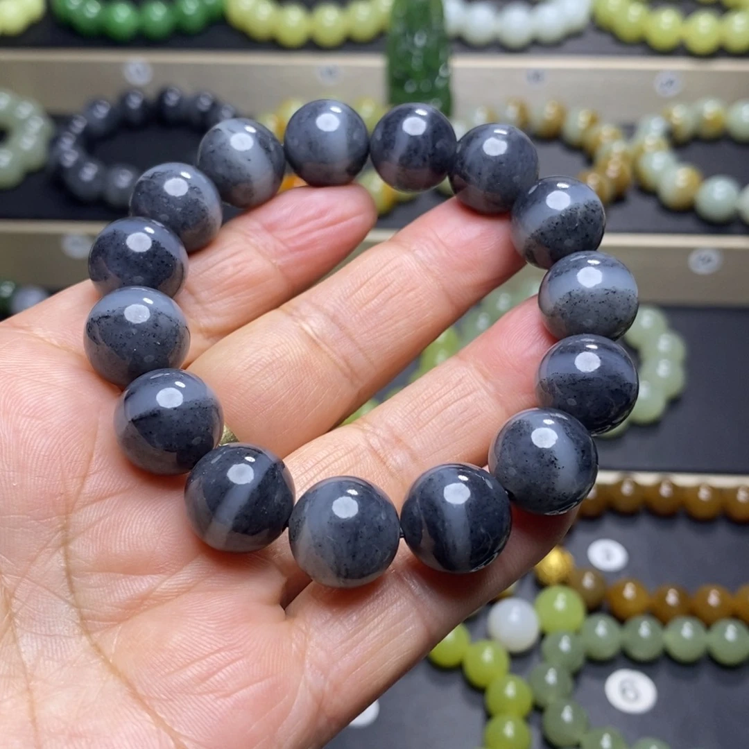 和田玉未镶嵌手串