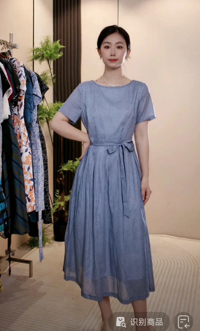 赫本风气质优雅连衣裙蓝纹格100501A