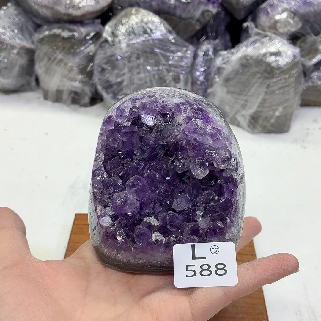 水晶摆件未镶嵌天然紫水晶