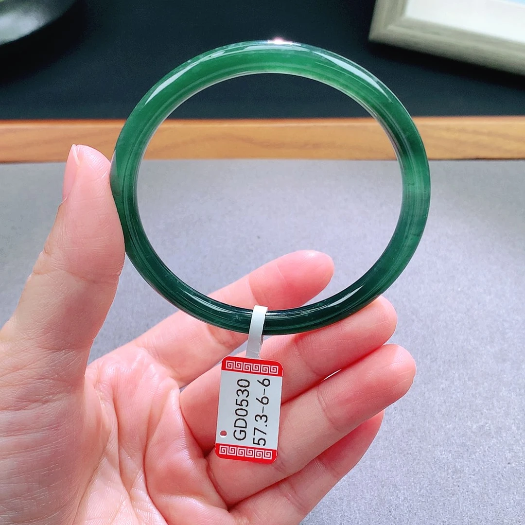 翡翠未镶嵌手镯天然翡翠手镯a货