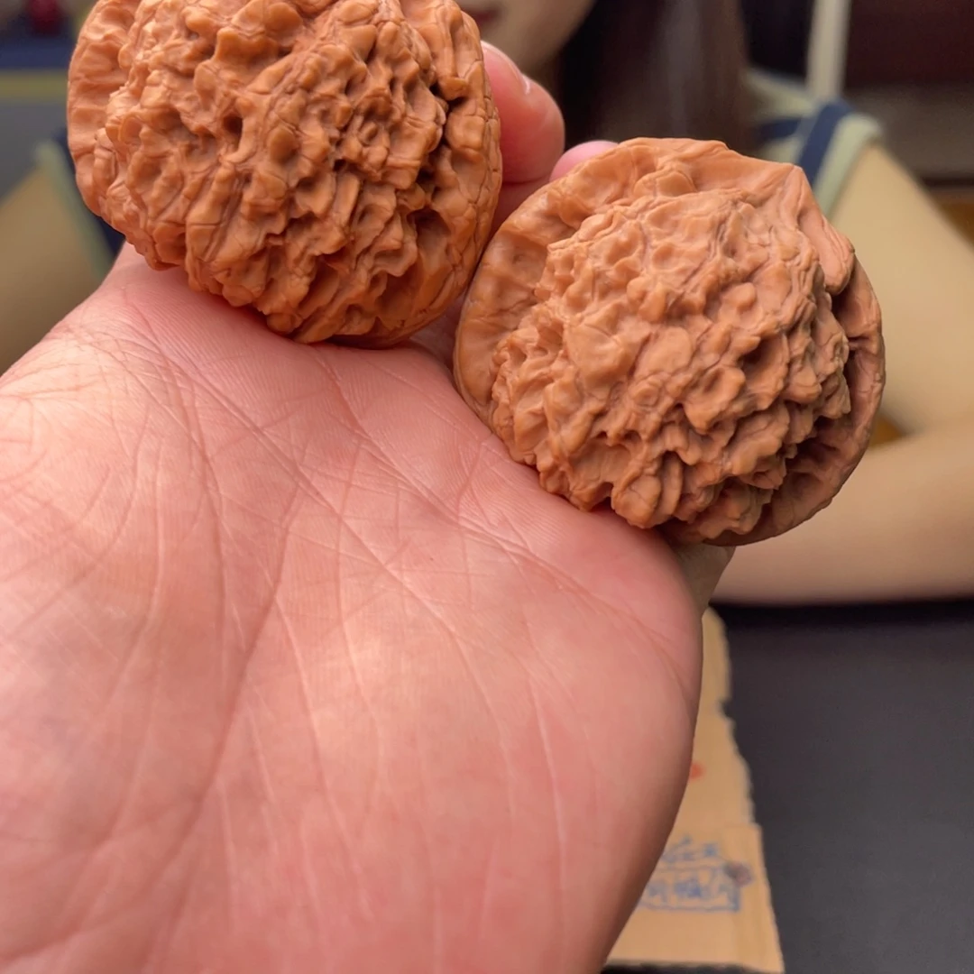 文玩核桃吊坠51全品龙鼎