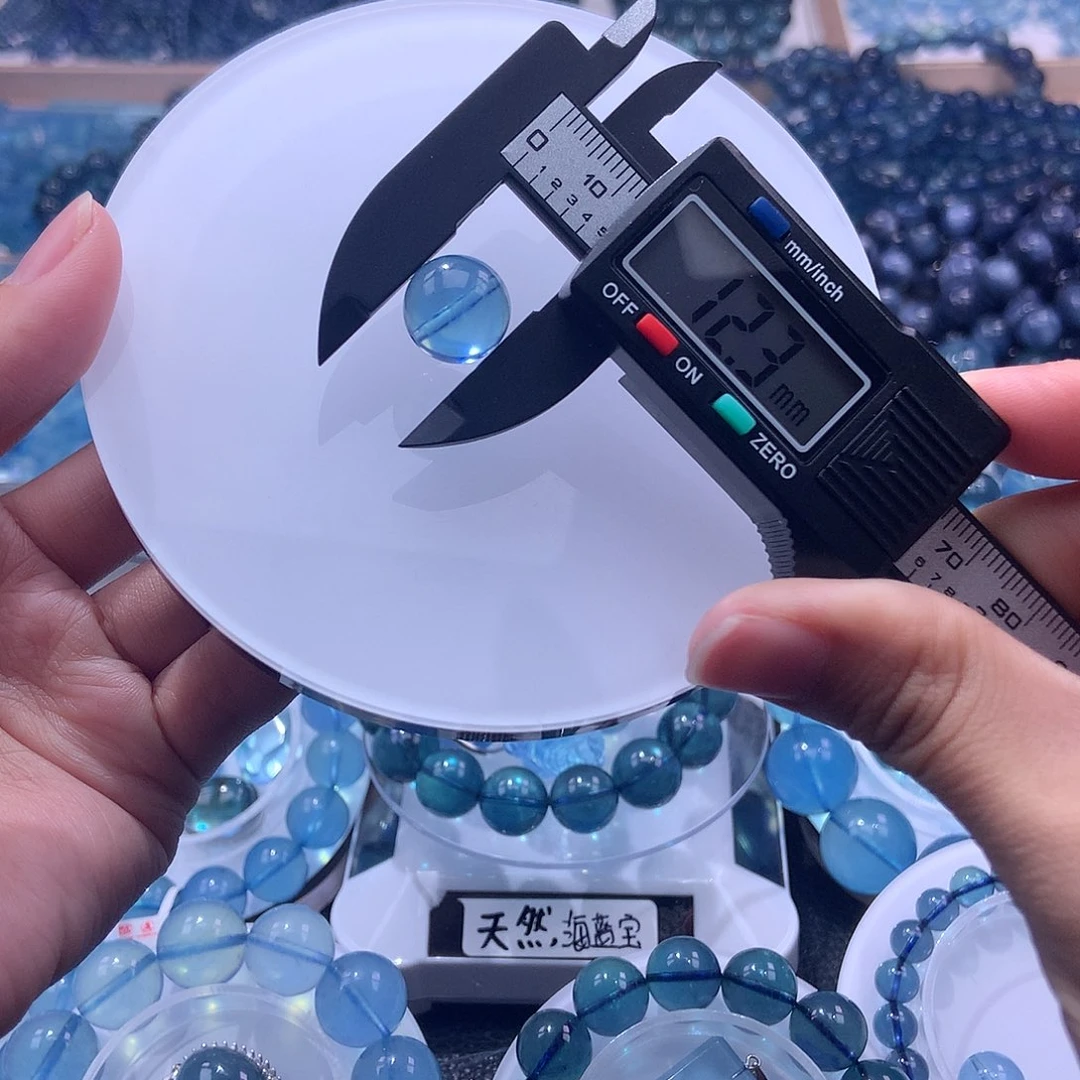 未镶嵌手串海蓝宝石12mm魔鬼蓝单珠200元一颗 叠拍2件