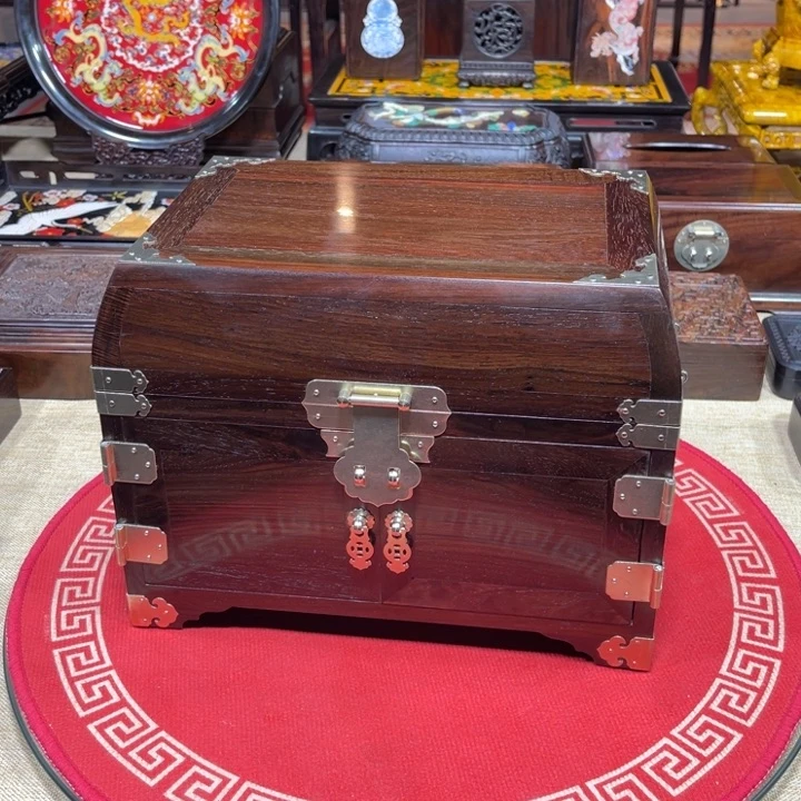 紫檀木类成套家具