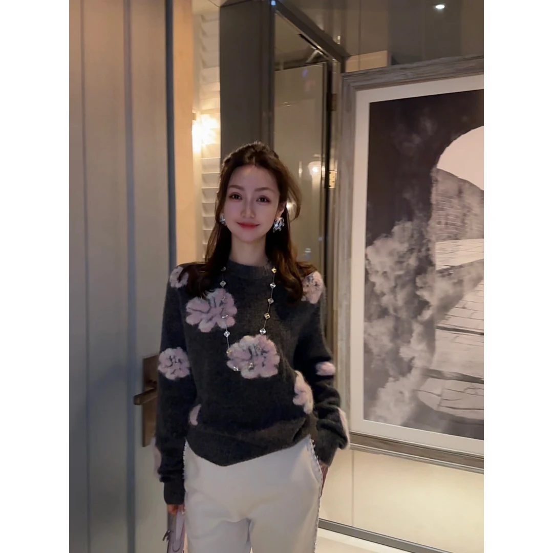 W·HAHA【棉花糖】贝贝苏力羊驼毛绵羊毛圆领花朵针织衫毛衣10793