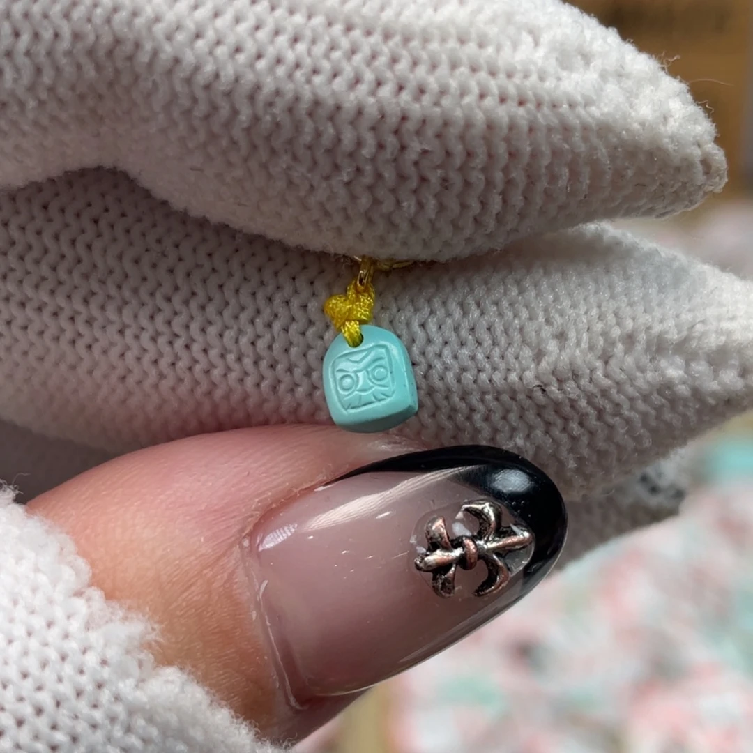 绿松石未镶嵌挂件