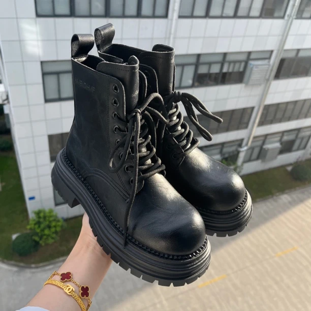 百搭（磨毛）马丁靴女英伦风七孔女靴子秋冬季爆款侧拉链厚底粗跟