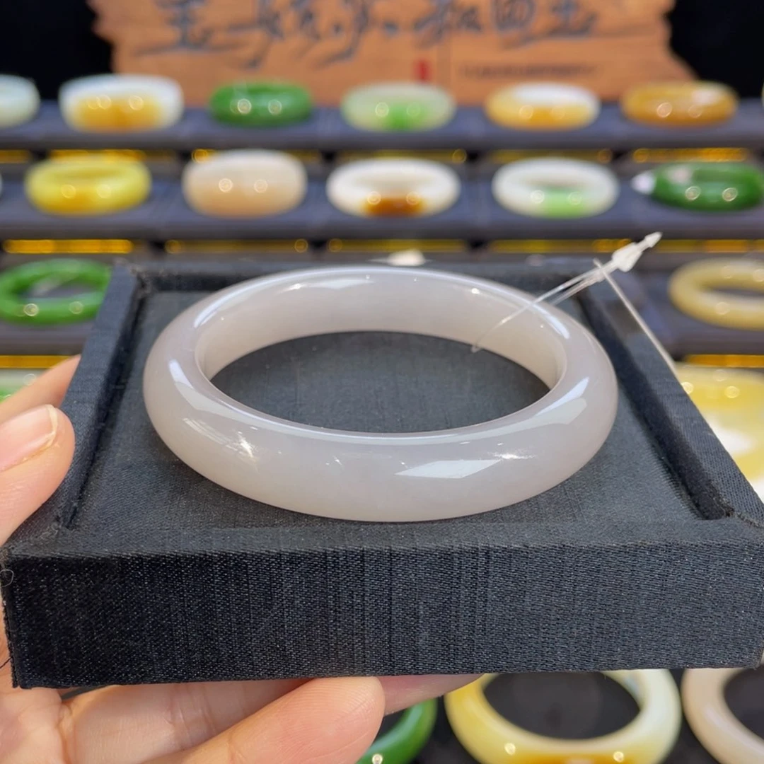 未镶嵌手镯和田玉-冰仙紫55