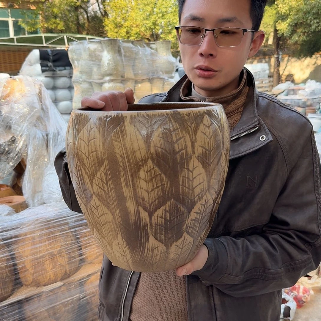 紫砂花盆口23高26（一个树叶柴烧