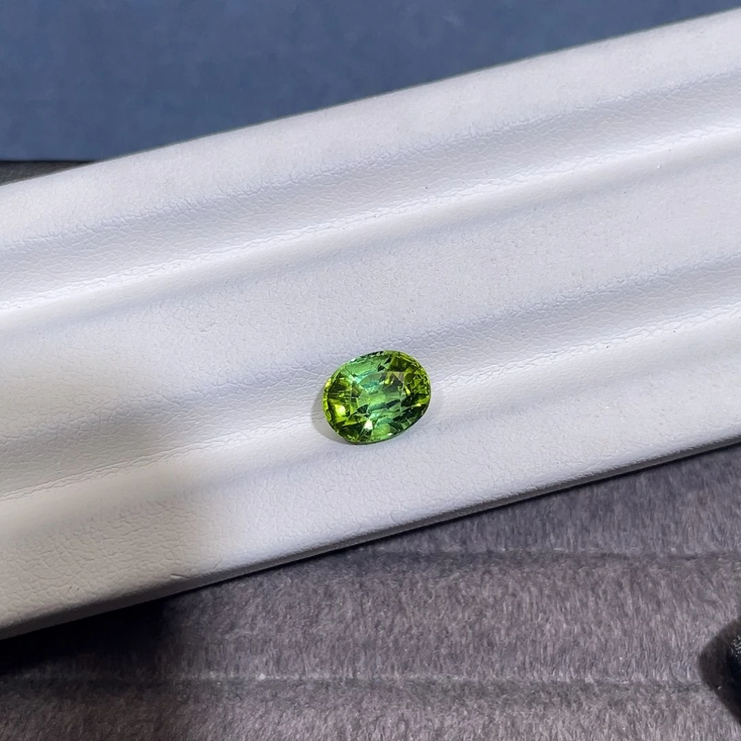 裸石未镶嵌碧玺2.66ct绿碧玺