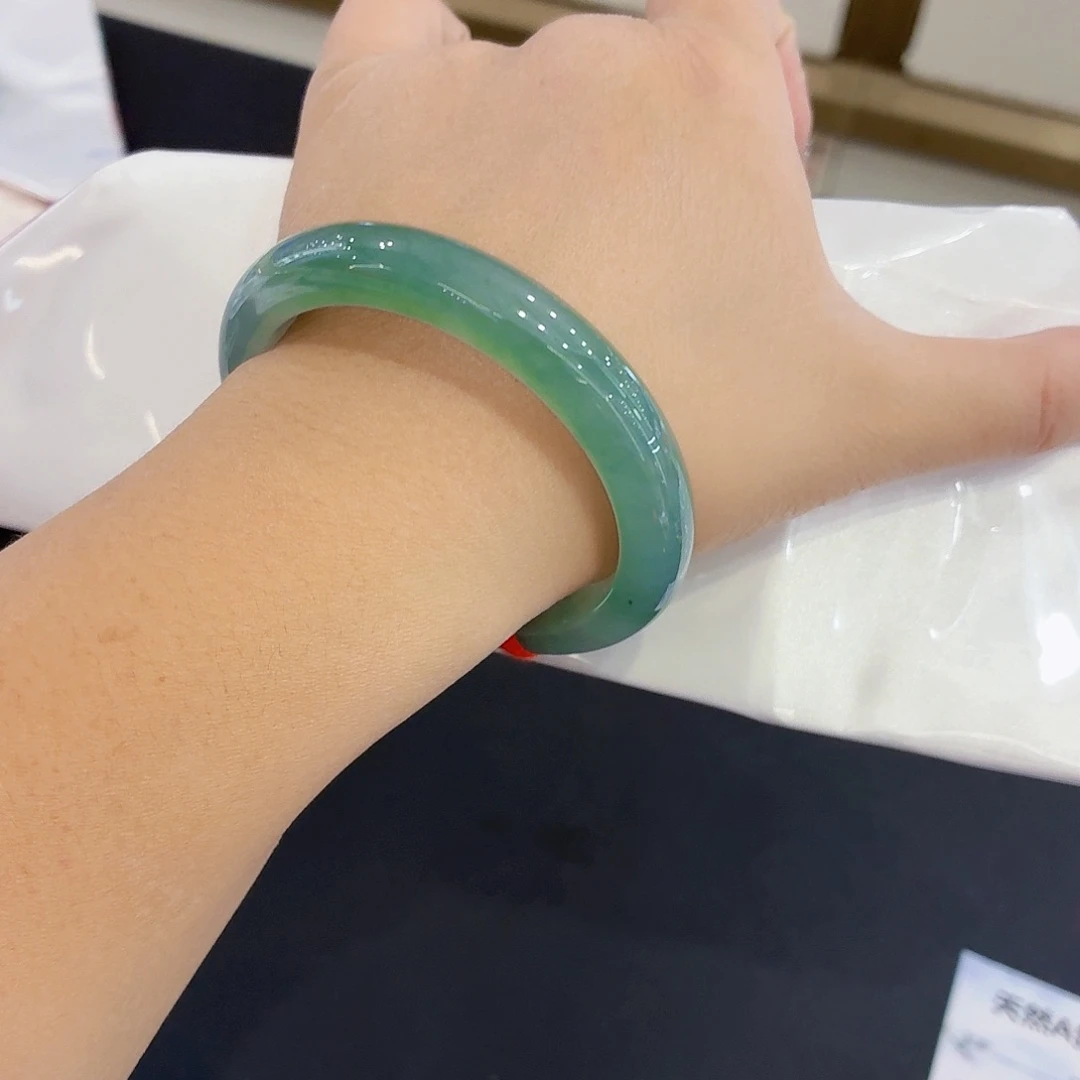 翡翠未镶嵌手镯翡翠60.59圈口（强推）