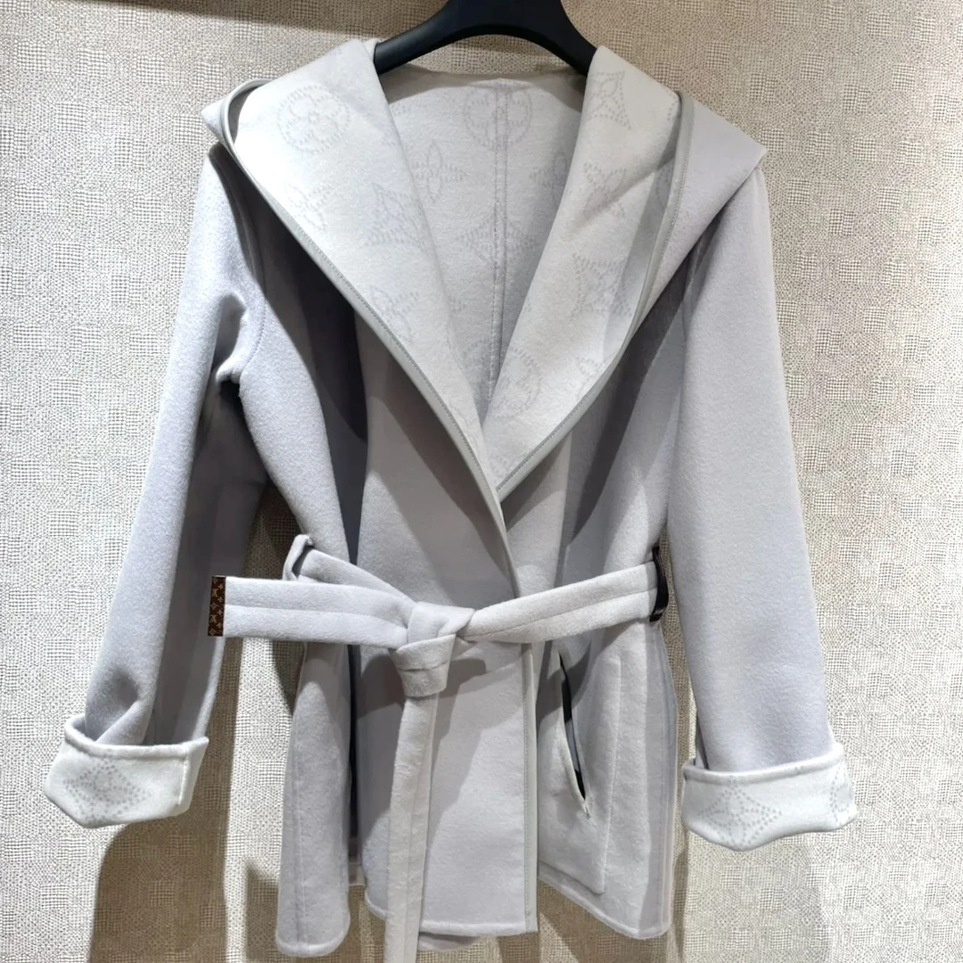 99新 LouisVuitton/路易威登  灰蓝色34码 双面围裹连帽大衣