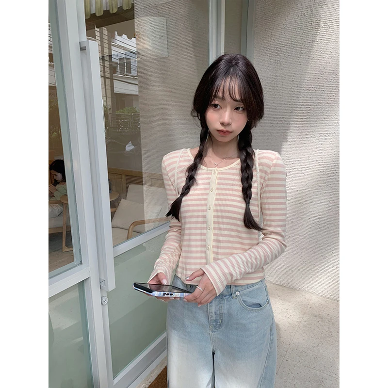 香香的蕉 有点点嗲~ 定制款条纹针织开衫显瘦短款长袖上衣T恤