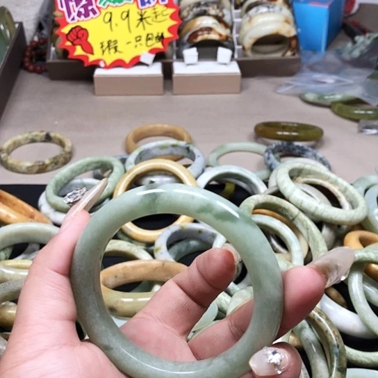 未镶嵌蛇纹石玉手镯爱*菜