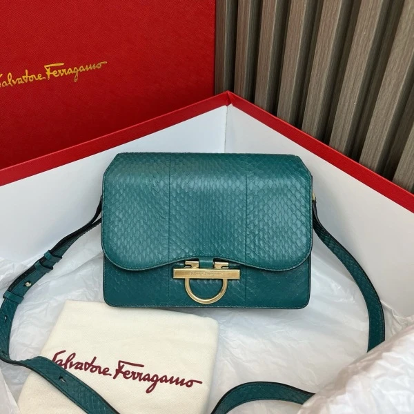 包包/菲拉格慕/95新/C6846508769/251017LT0010