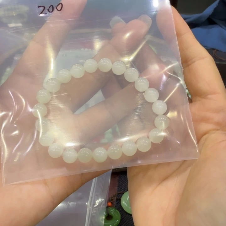 木****未镶嵌手镯和田玉