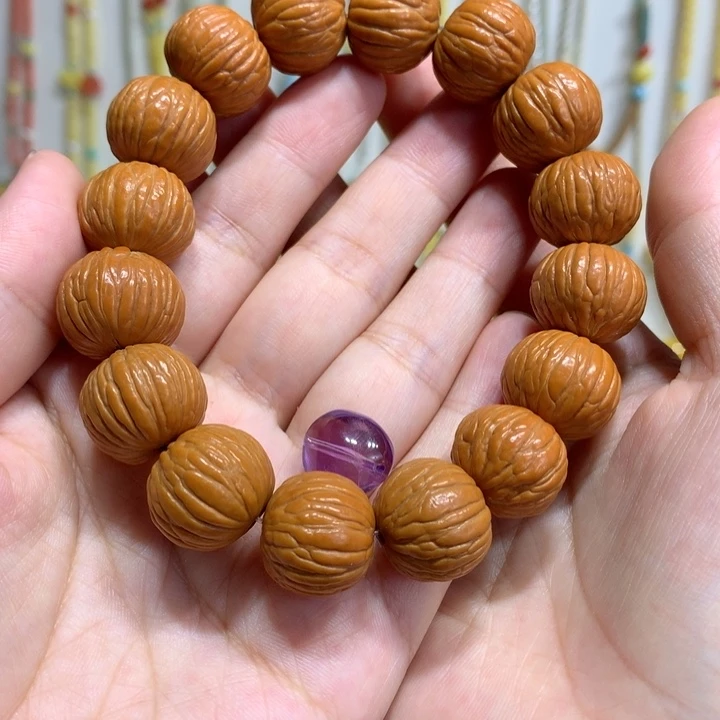 萱***宝未镶嵌水晶手链特价17mm