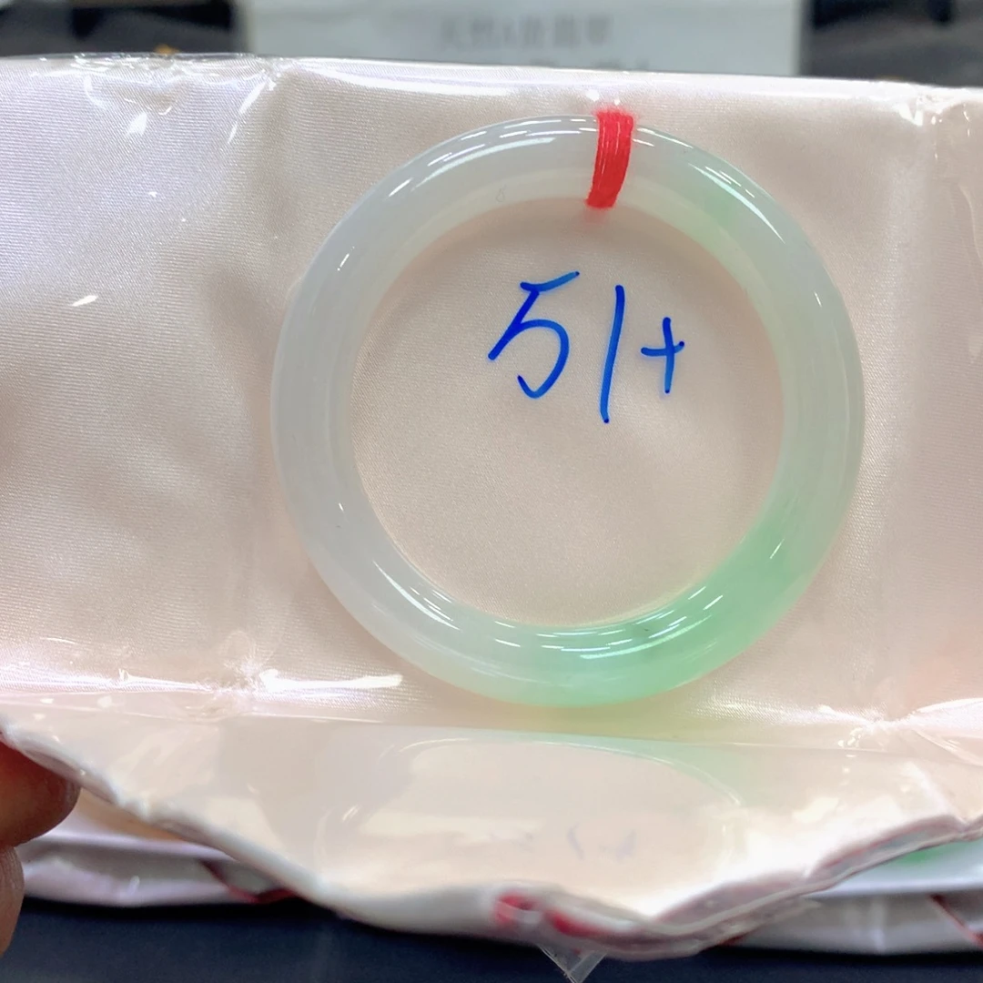 翡翠未镶嵌手镯翡翠41