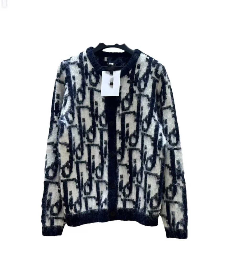 2025秋冬新款马海毛老花字母提花开衫毛衣A8104