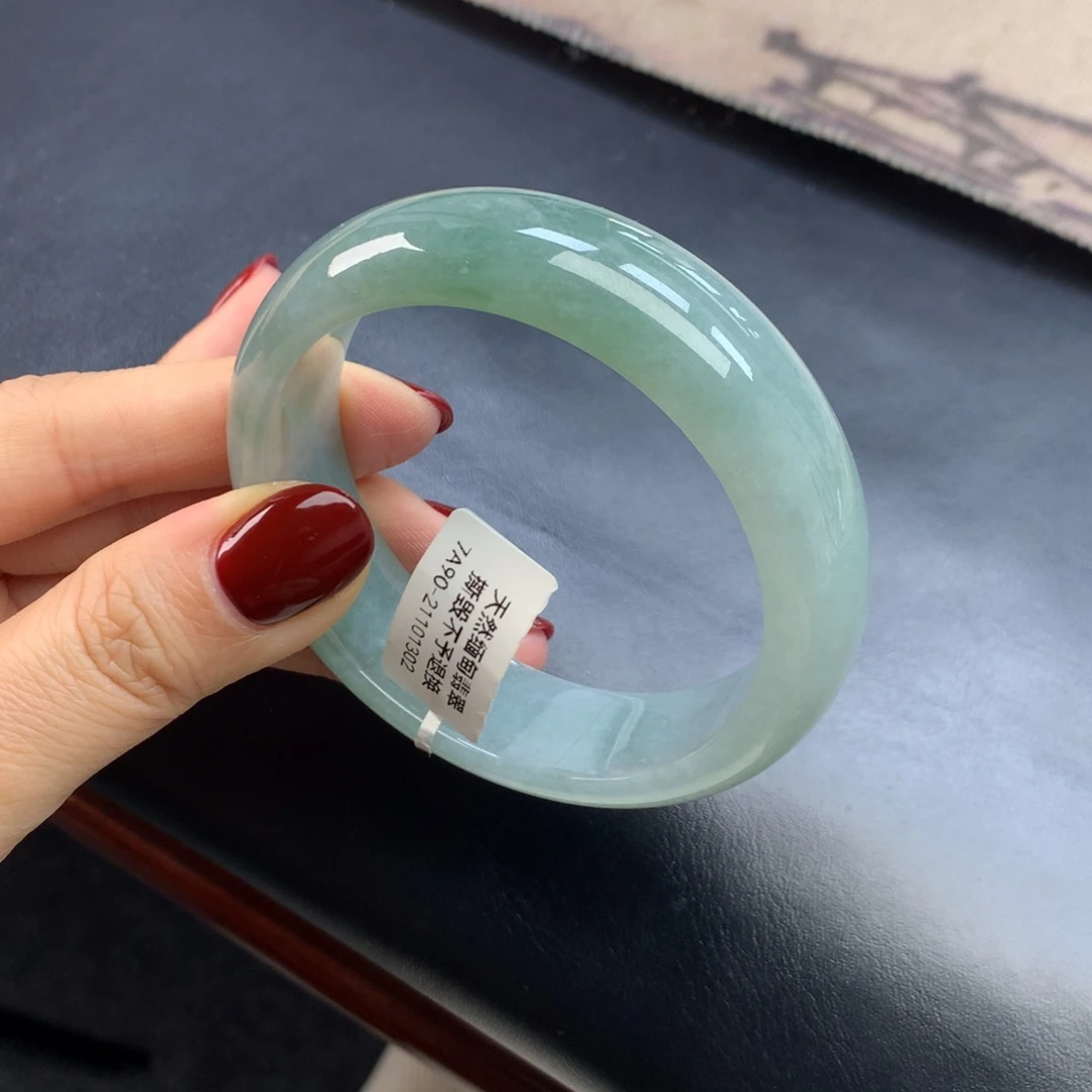 翡翠未镶嵌手镯轮胎