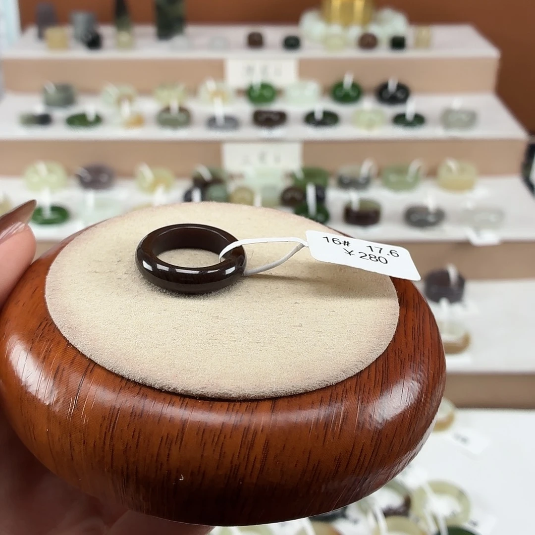 时***妹和田玉未镶嵌戒指内径17.6