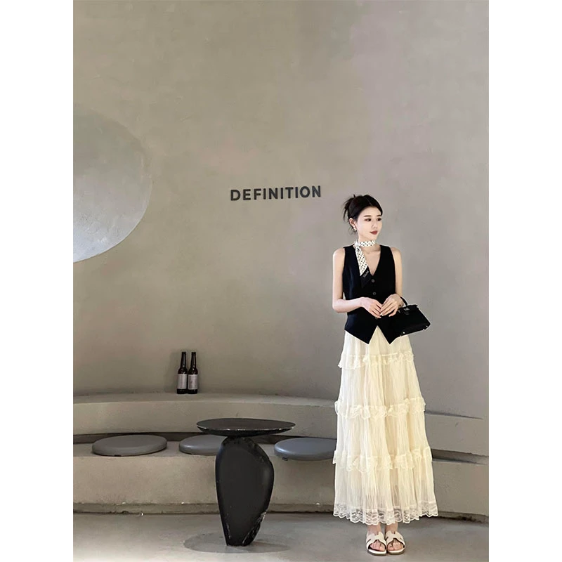 夏季新款小众时尚气质休闲百搭V领吊带背心上衣高腰蛋糕裙半身裙