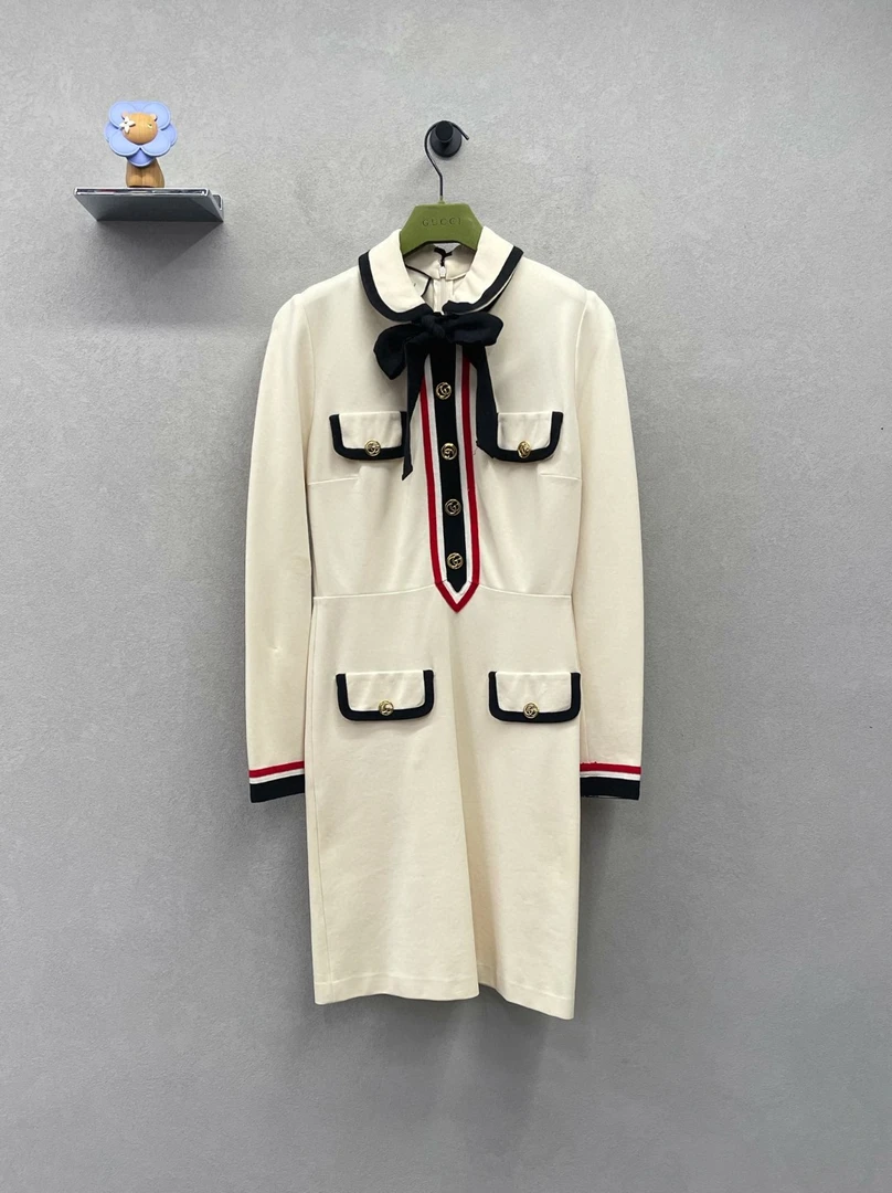 99新 GUCCI/古驰 奶白色双G扣连衣裙/尺码m（胸围约82）