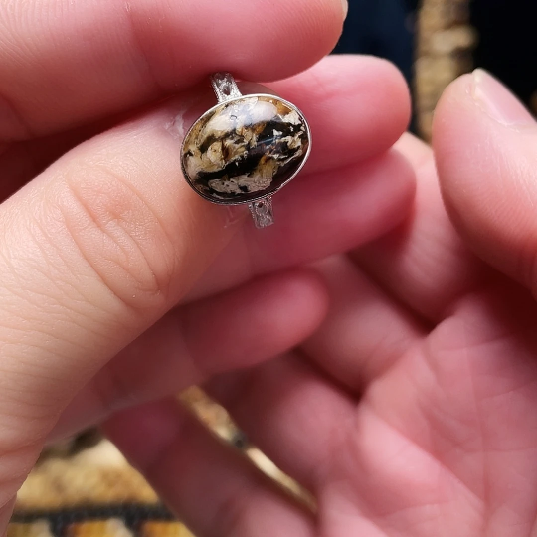 琥珀裸石未镶嵌大