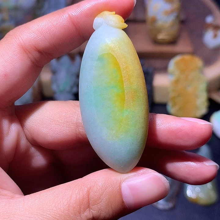 定制翡翠未镶嵌天然翡翠