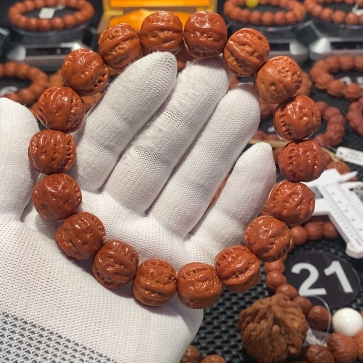 文玩核桃手串宏****窗核桃手串1.8尺寸全品