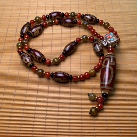 玛瑙/玉髓颈饰未镶嵌