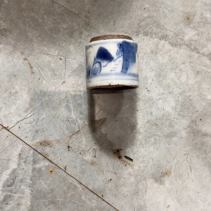 罐七*青花小盒子有点小瑕疵