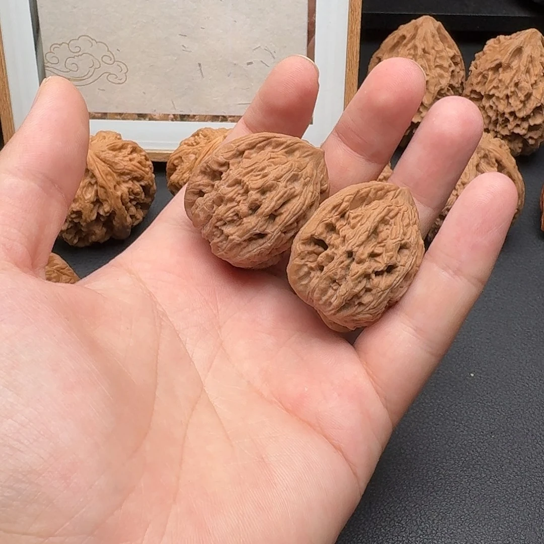 火***龟文玩核桃吊坠虎头