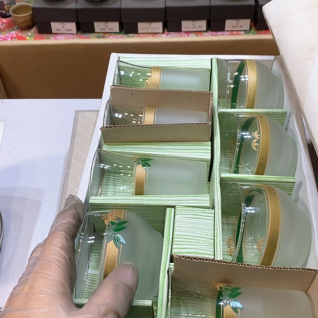 瓷片花****水几乎哈哈哈哈哈哈