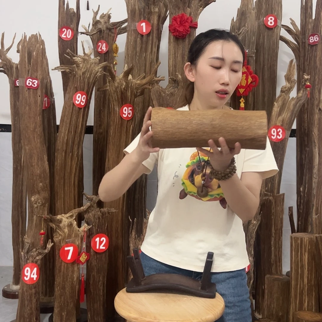 沉香碎屑沉香原材料