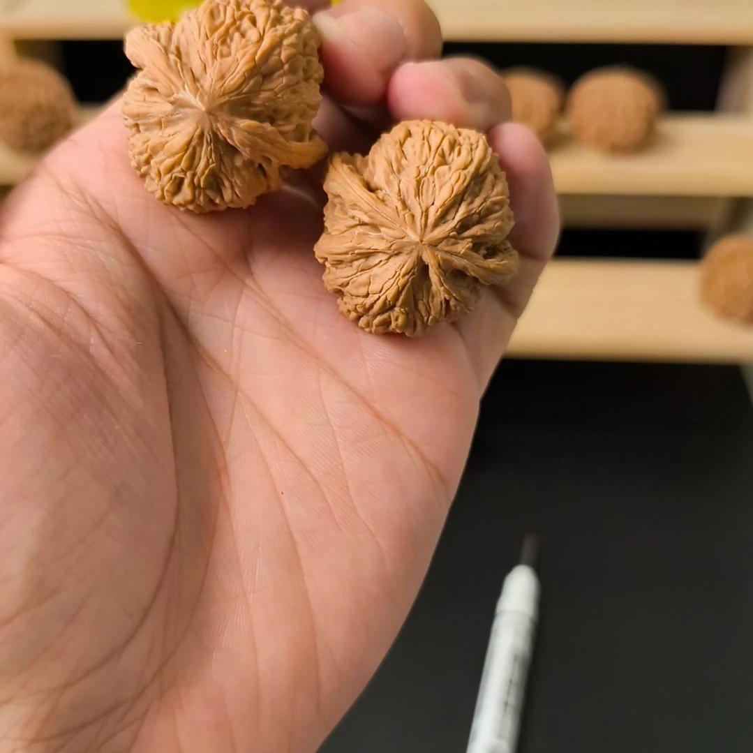 黑***格吊坠文玩核桃35密纹