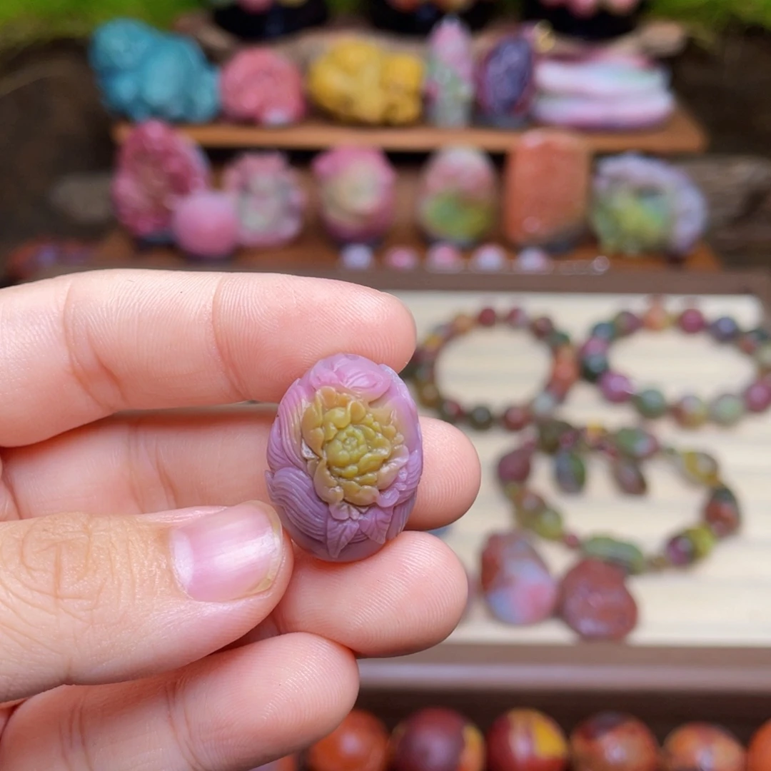 玛瑙/玉髓未镶嵌珠宝半成品心**咪盐源玛瑙凤九