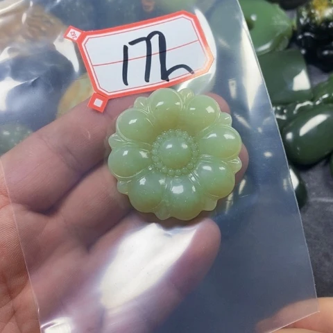 未镶嵌蛇纹石玉手链